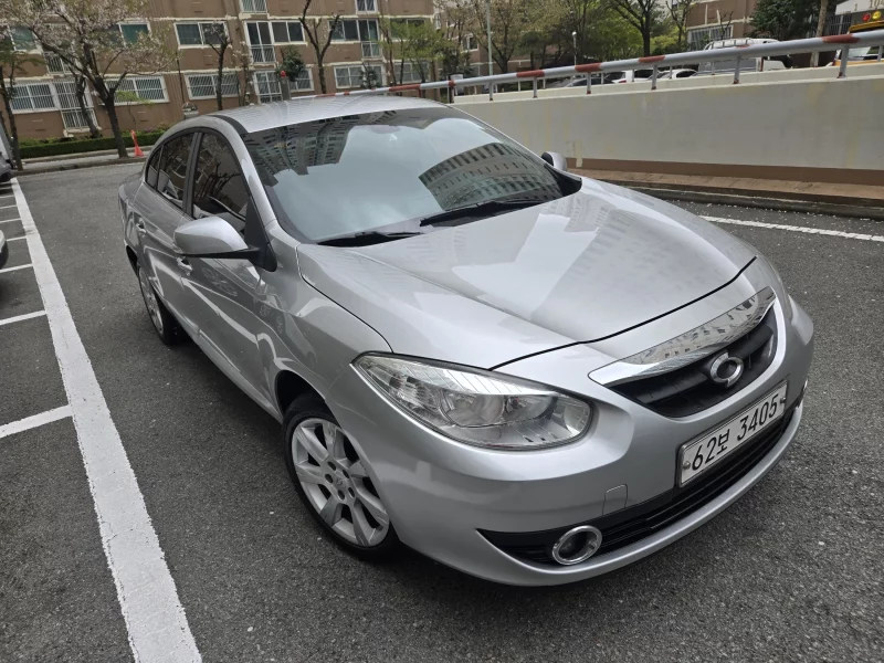Renault SM3