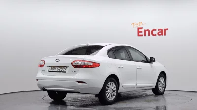 Renault SM3