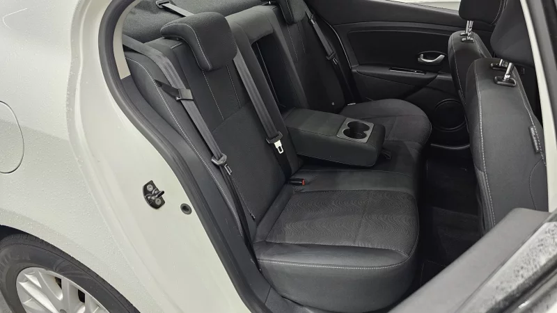 Renault SM3