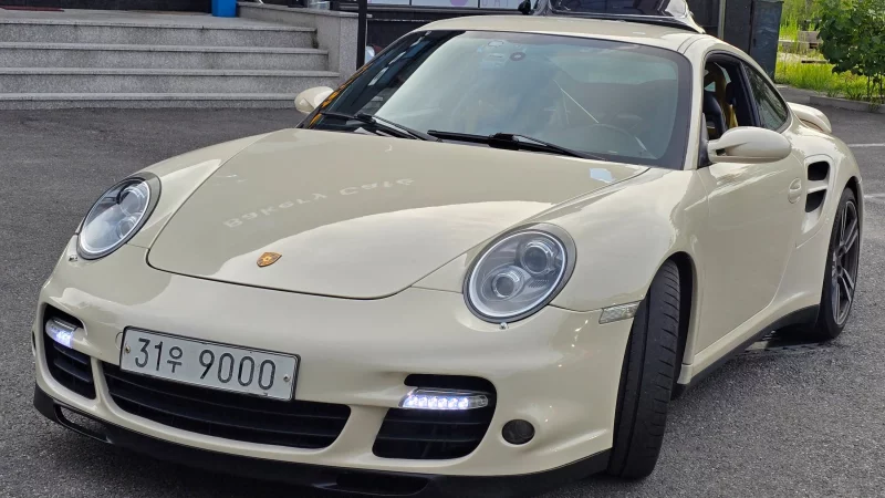 Porsche 911