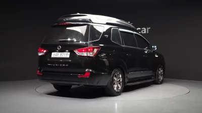 SsangYong Korando Turismo