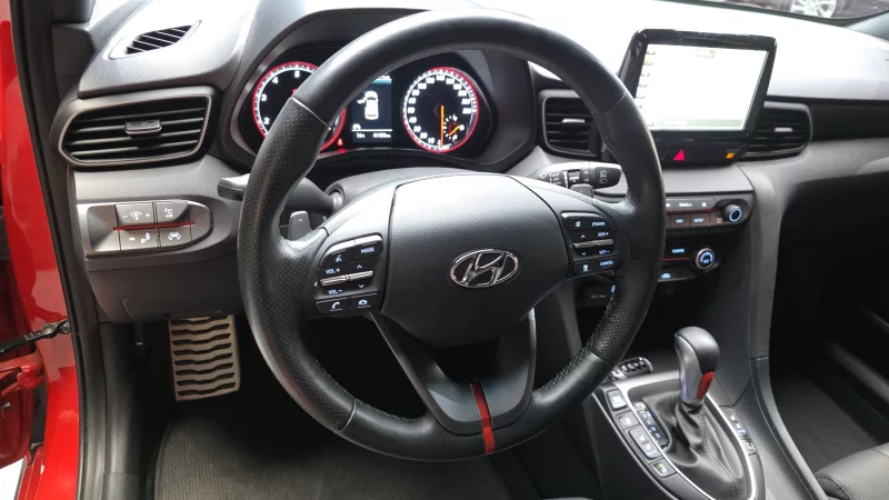Hyundai Veloster