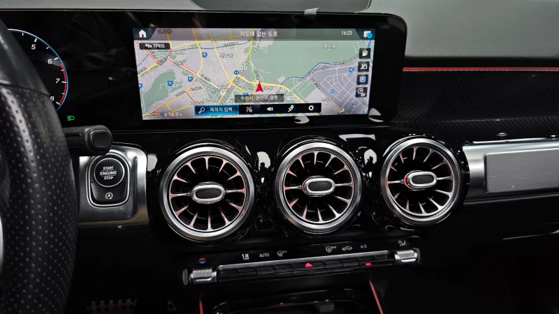 Mercedes-Benz GLB-Class