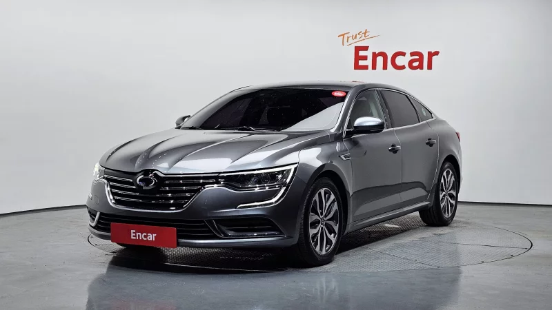Renault SM6
