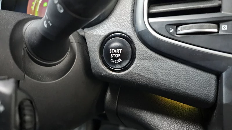 Renault SM6