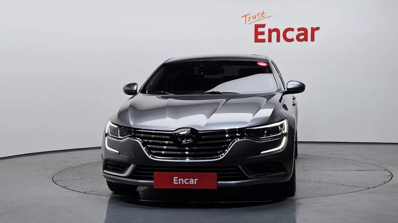 Renault SM6