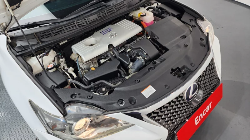 Lexus CT200h