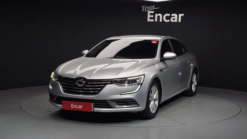 Renault SM6