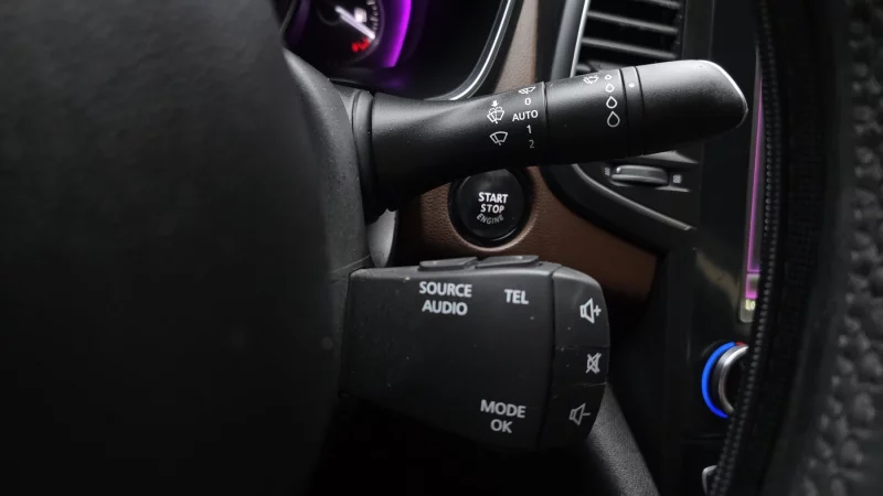Renault SM6