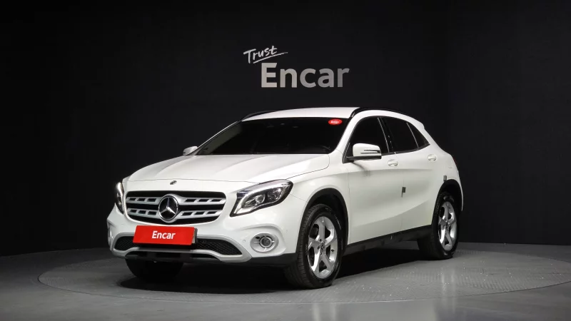 Mercedes-Benz GLA-Class