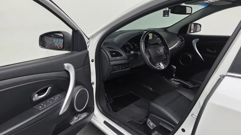 Renault SM3