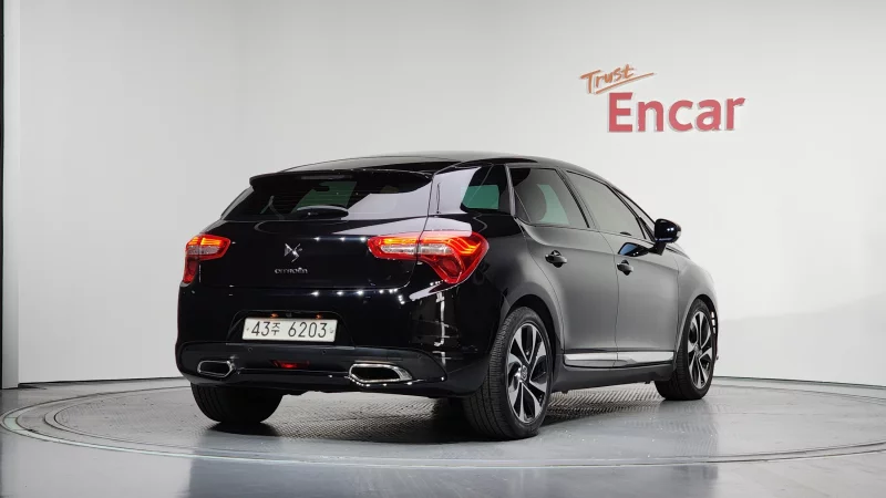Citroen DS5