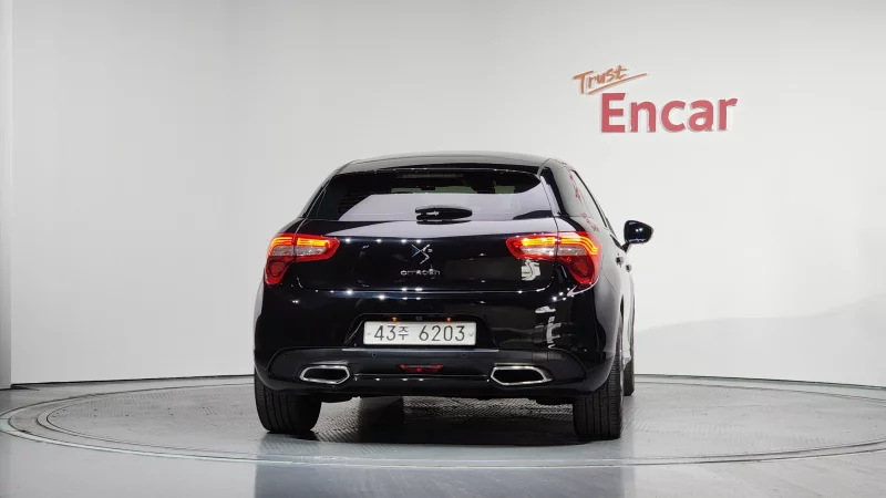 Citroen DS5