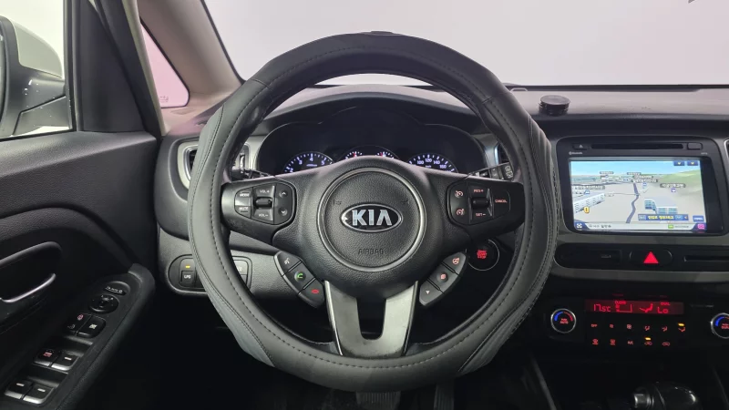Kia Carens