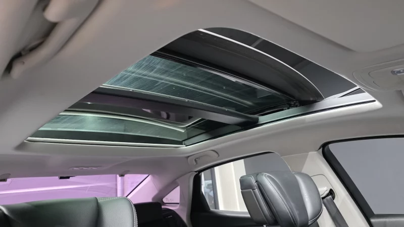 Renault SM6
