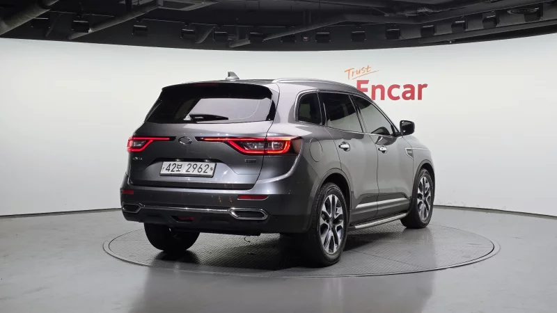 Renault QM6