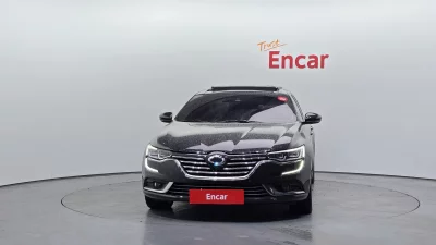Renault SM6