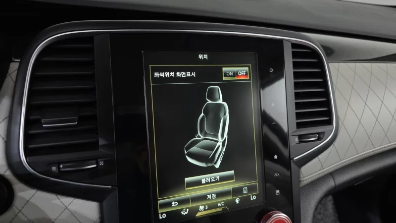 Renault SM6