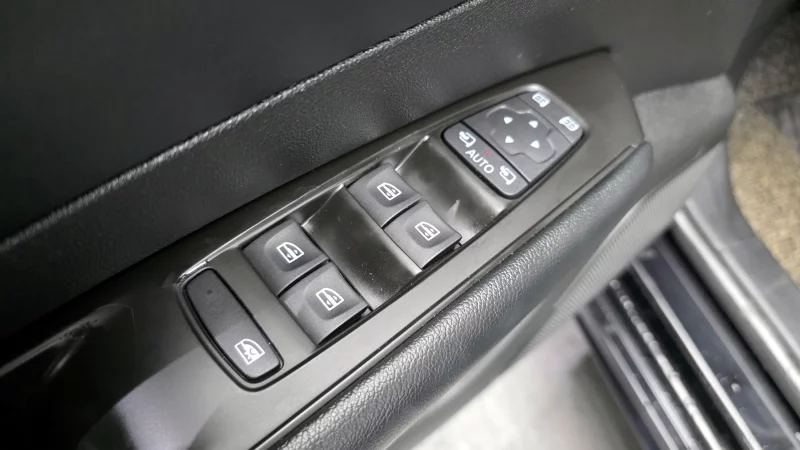 Renault SM6