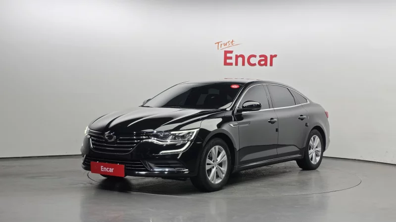 Renault SM6