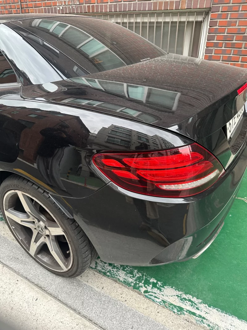 Mercedes-Benz SLC-Class