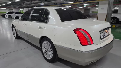 Kia OPIRUS