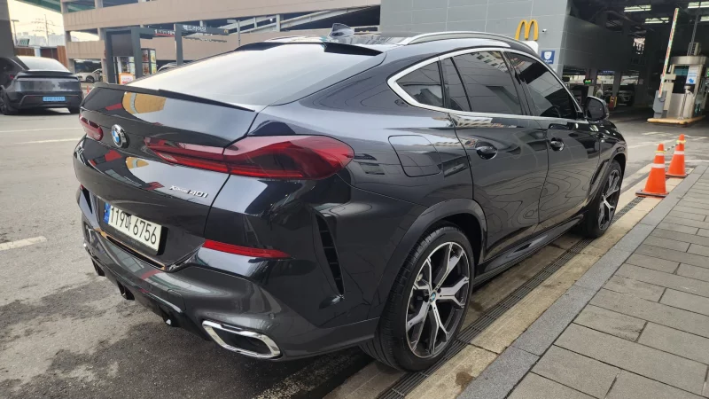 BMW X6