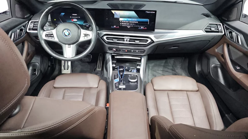 BMW i4