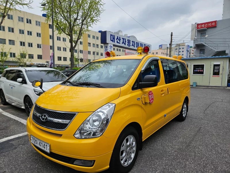 Hyundai Grand Starex