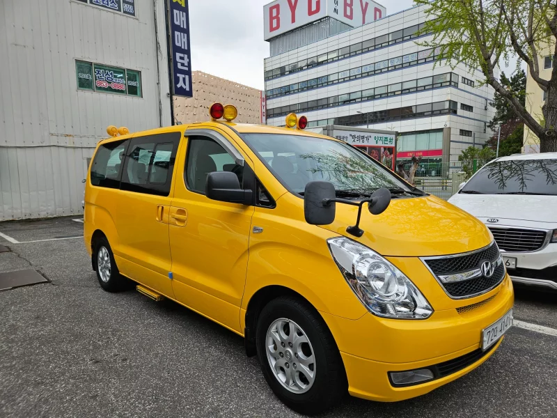 Hyundai Grand Starex