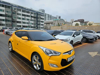 Hyundai Veloster