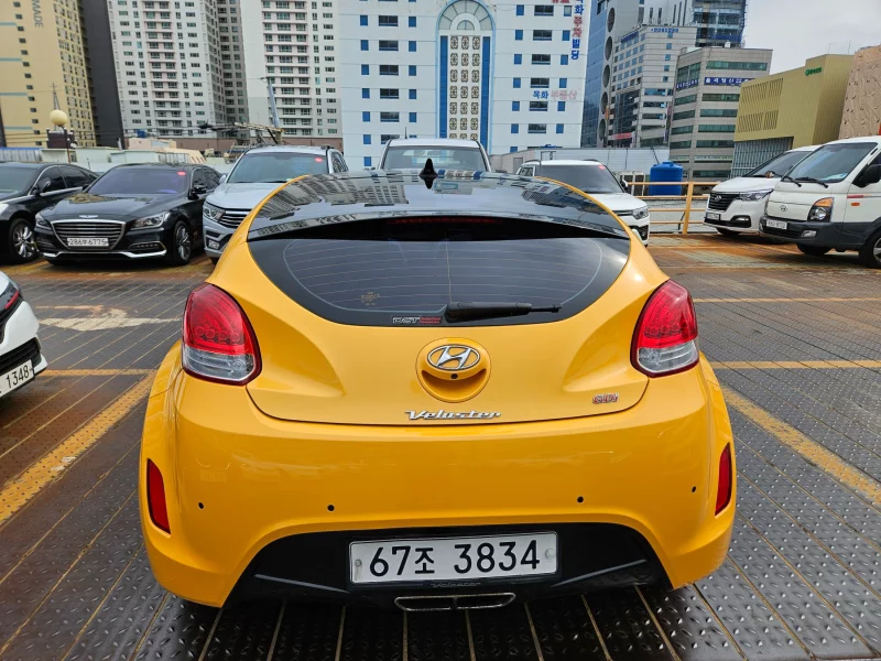 Hyundai Veloster