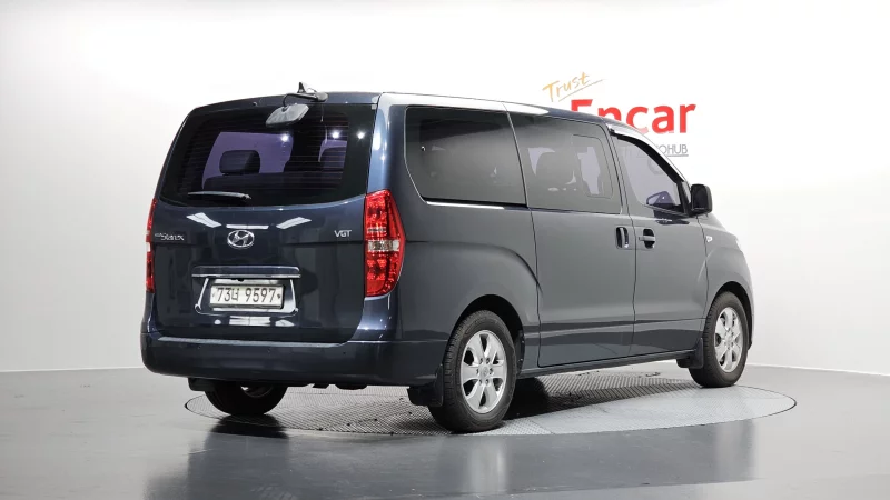 Hyundai Grand Starex