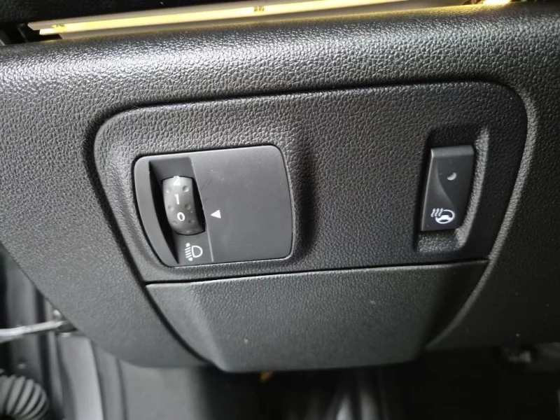 Renault SM6