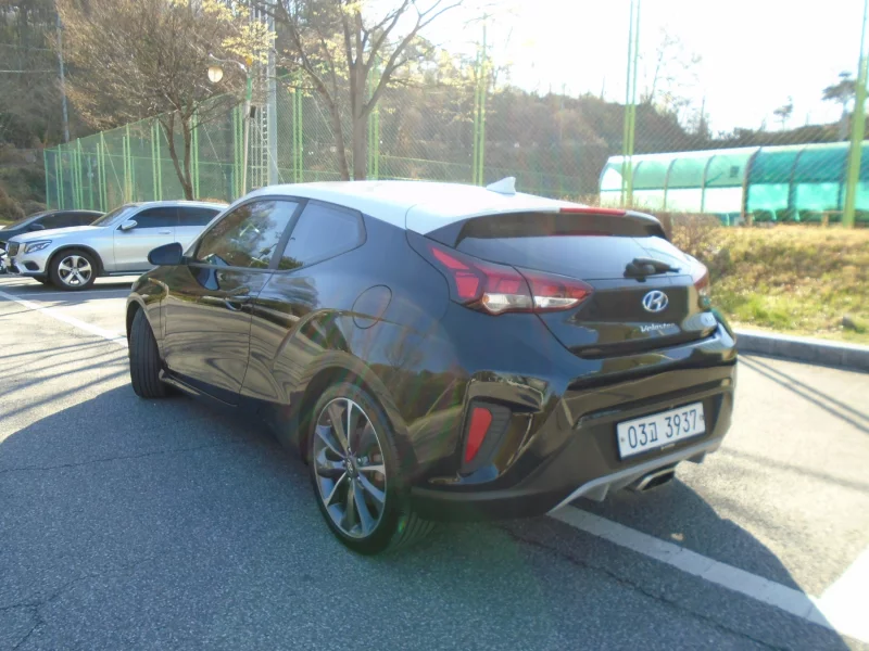Hyundai Veloster