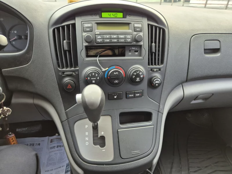 Hyundai Grand Starex