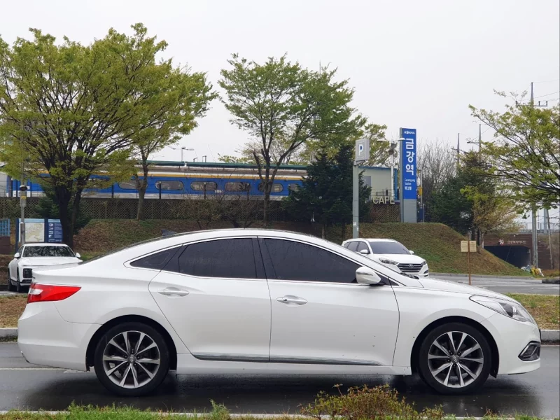 Hyundai Grandeur