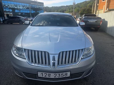 Lincoln MKS