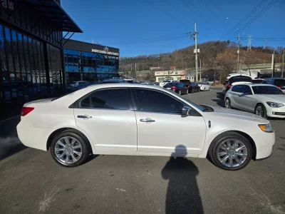 Lincoln MKZ