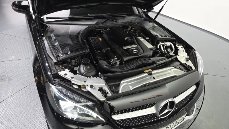 Mercedes-Benz C-Class