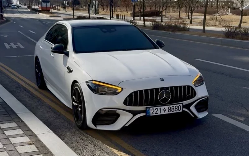 Mercedes-Benz C-Class