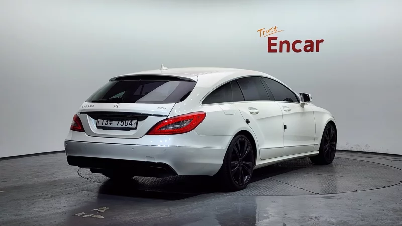 Mercedes-Benz CLS-Class