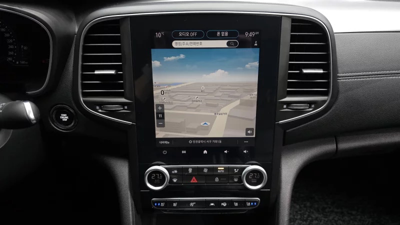 Renault SM6