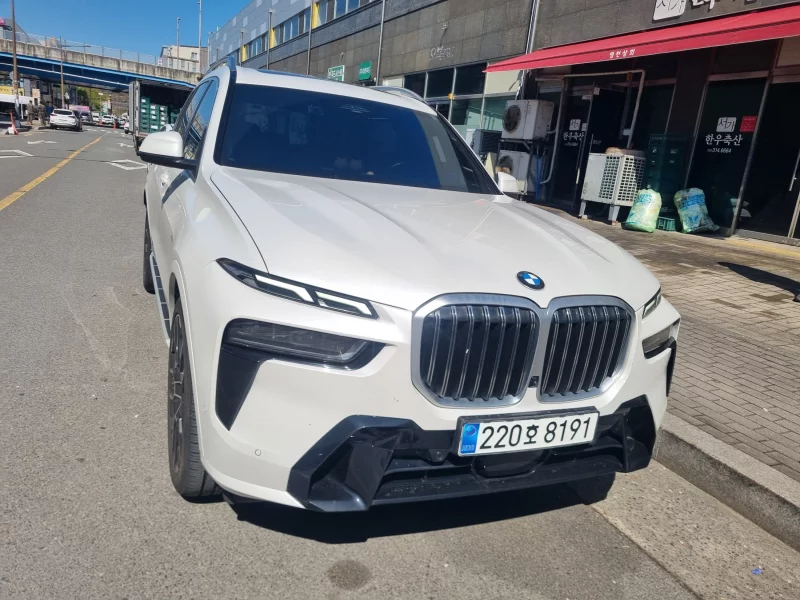 BMW X7