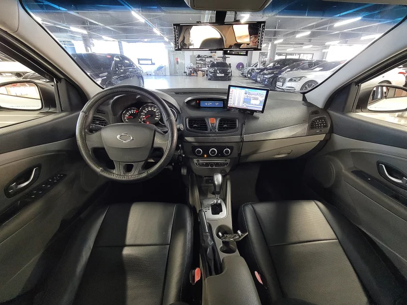 Renault SM3