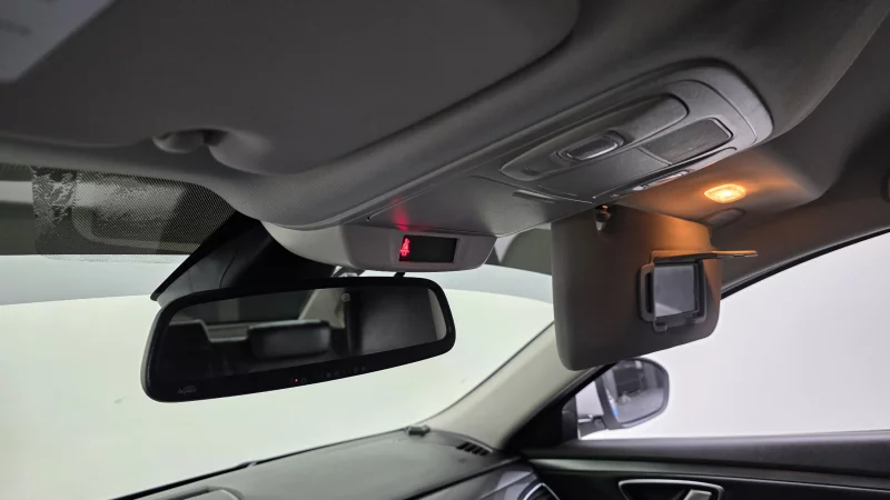 Renault SM6