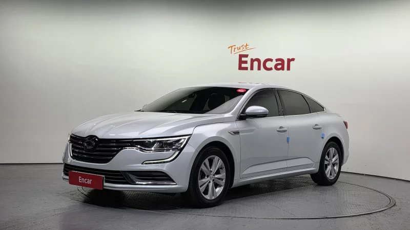 Renault SM6