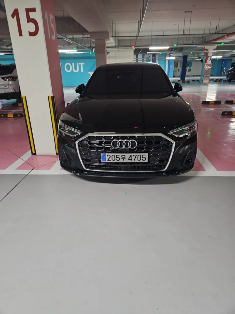 Audi A8