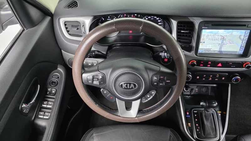 Kia Carens