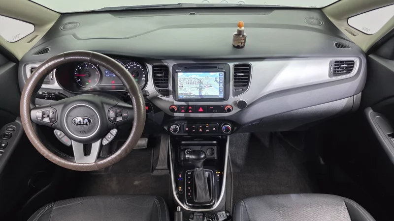 Kia Carens